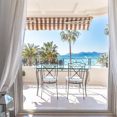 With Incredible Sea View Apartamento Cannes